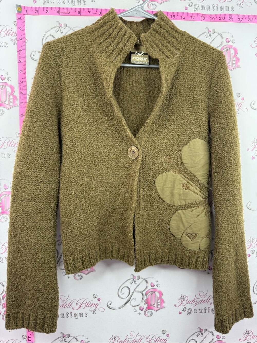 Roxy sweater y2k wool Olive Green Textured Knit Cardigan RARE Floral Appliqué